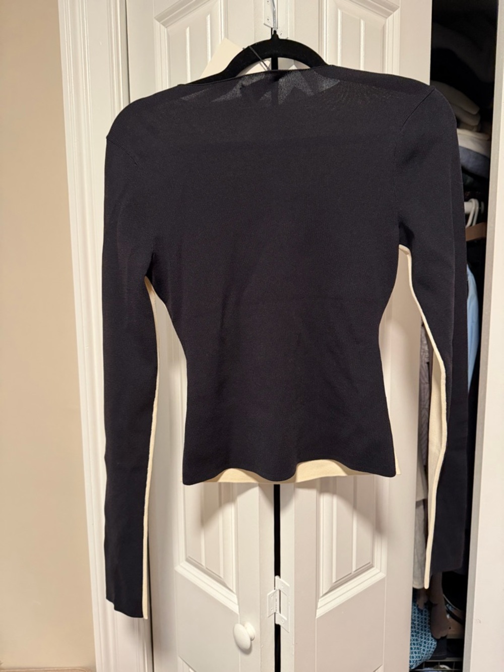 DISSH Cream Long Sleeve Colorblock Top with Black Panels - Picture 2 of 4